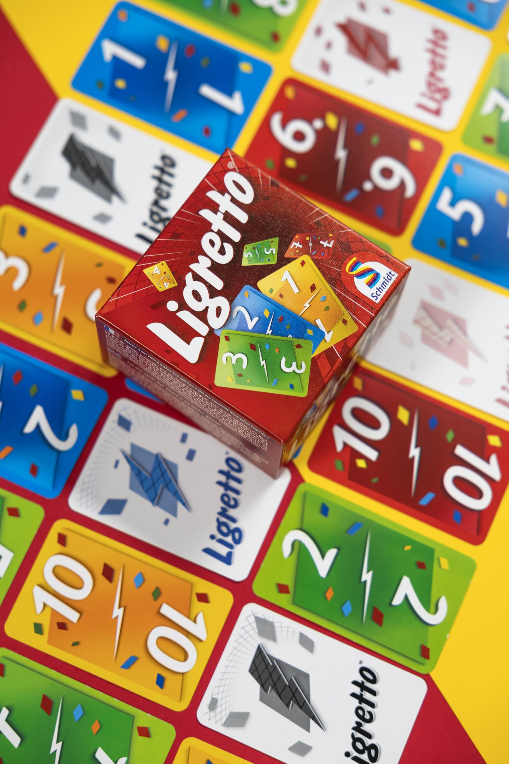 Schmidt | Ligretto Red | Card Game | Ages 8+ | 2 to 4 Players | 15 mins Minutes Playing Time