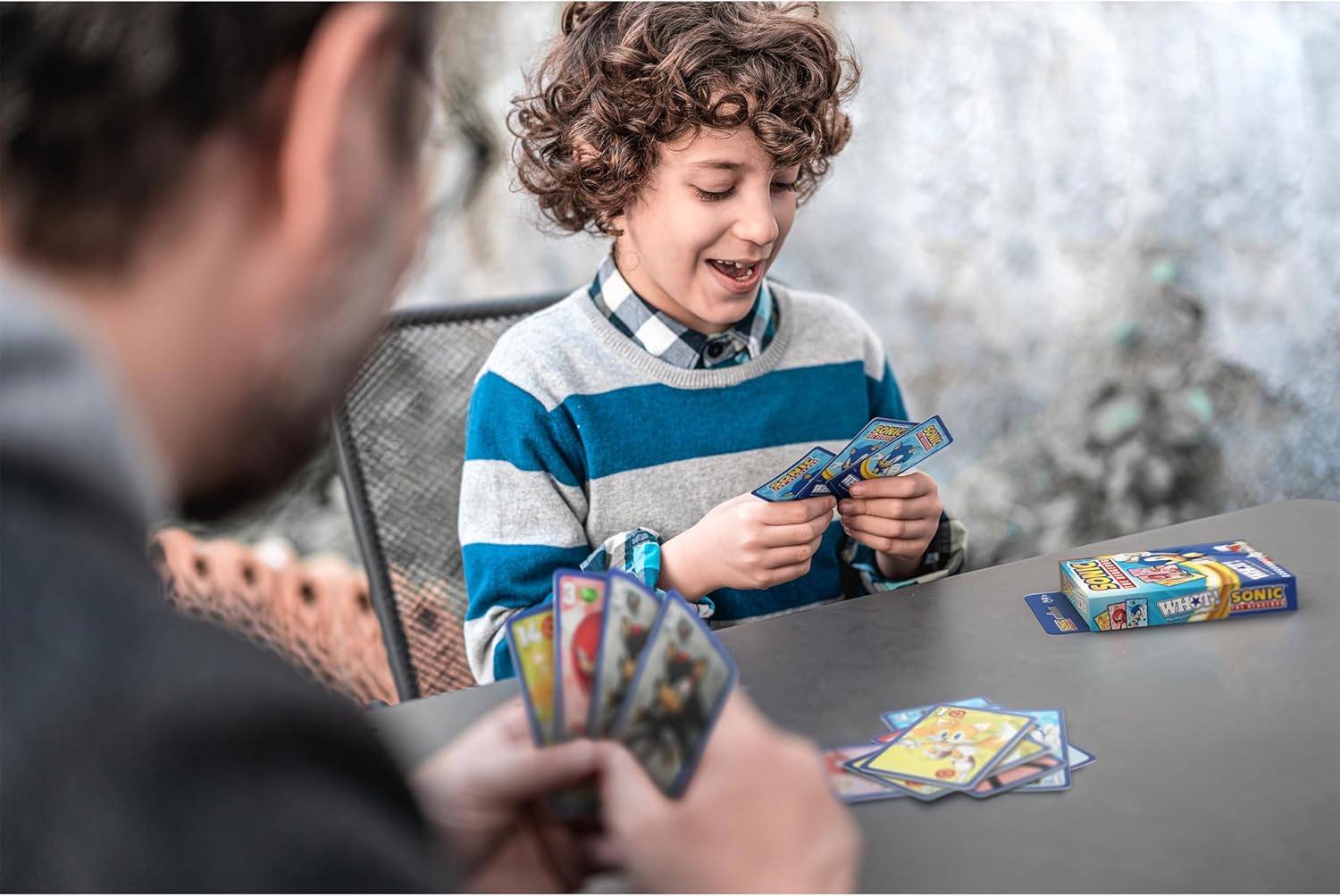 Winning Moves Waddingtons Number 1 Sonic The Hedgehog WHOT! Travel Card Game