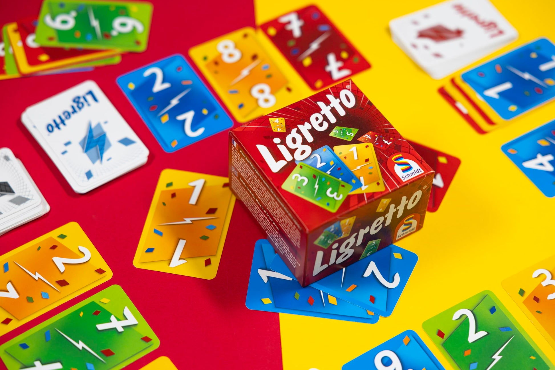 Schmidt | Ligretto Red | Card Game | Ages 8+ | 2 to 4 Players | 15 mins Minutes Playing Time