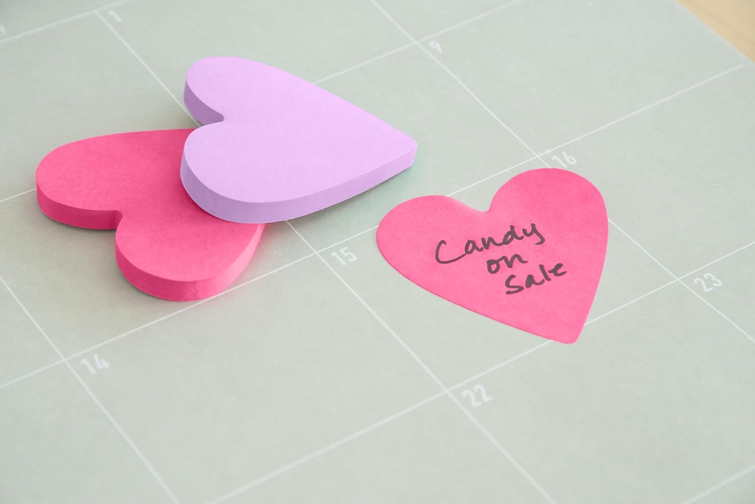 Post-it Notes - 1 Block of 225 Heart Shape Sticky Notes