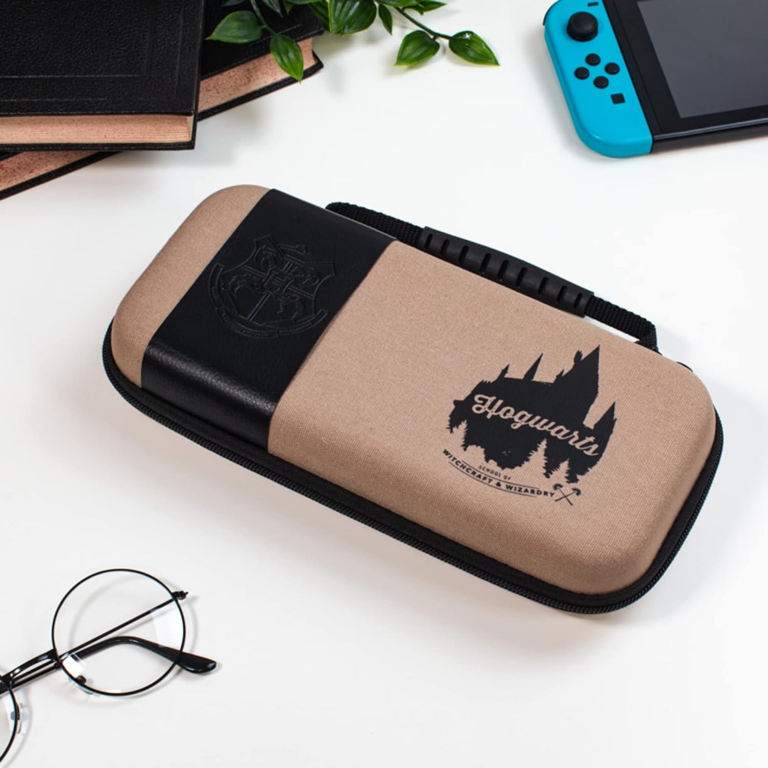 Numskull Official Harry Potter Hogwarts Hard Shell Travel Case
